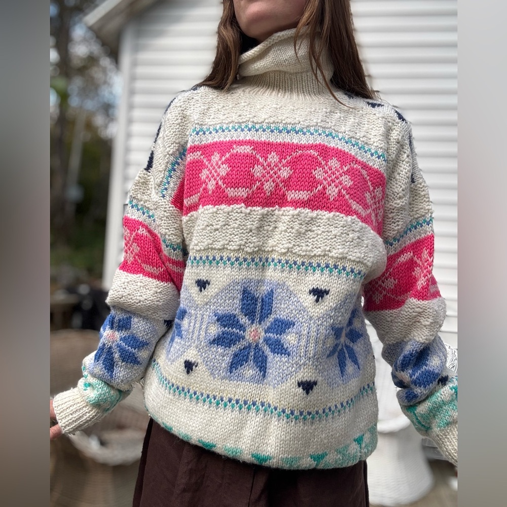VINTAGE Obermeyer Medium Women’s Wool turtleneck sweater cream colorful knit OS - Picture 10 of 15